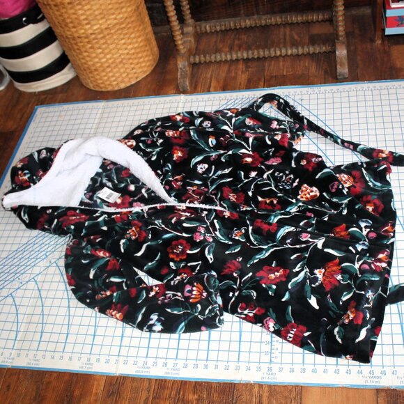 NWT Vera Bradley Cozy Life Hooded Robe, S/M - Picture 6 of 8